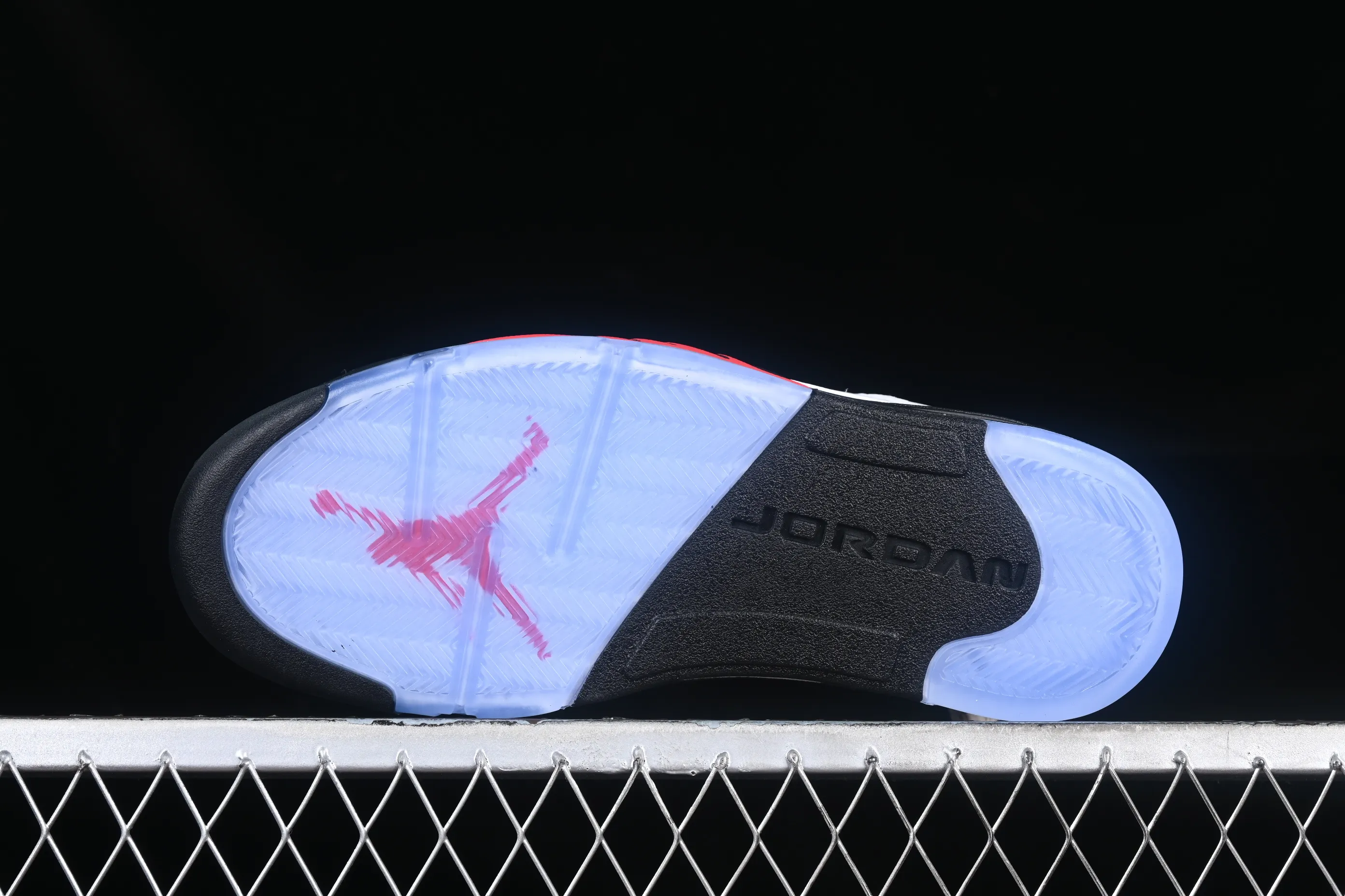 All categories Air Jordan Jordan series basketball shoes Air Jordan 5 Z version Air Jordan 5 Low AJ5 Joe 5 white red silver Rukawa Kaede low-top basketball shoes CU4523-100